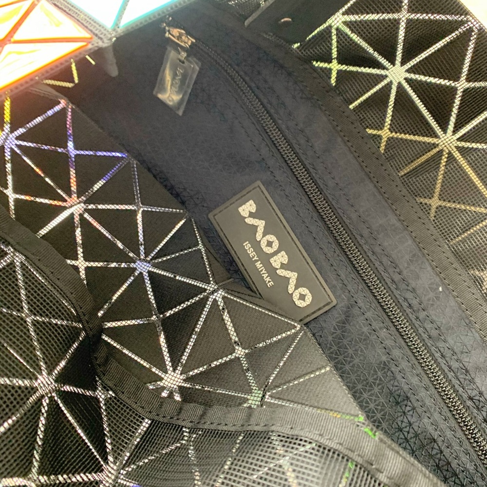 Authentic Issey Miyake Sunmoon Tote - Picture 3 of 10
